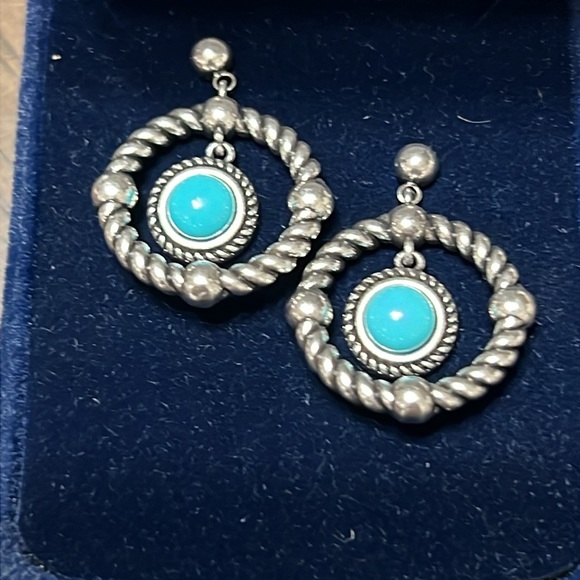 Montana Silversmiths, Every Direction Turquoise Earrings - Picture 3 of 9